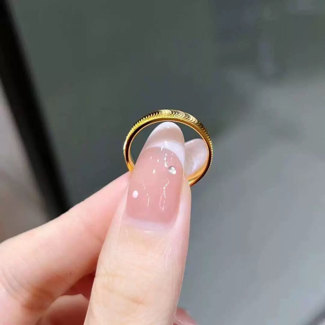 Crystal Cat Eyes Ring