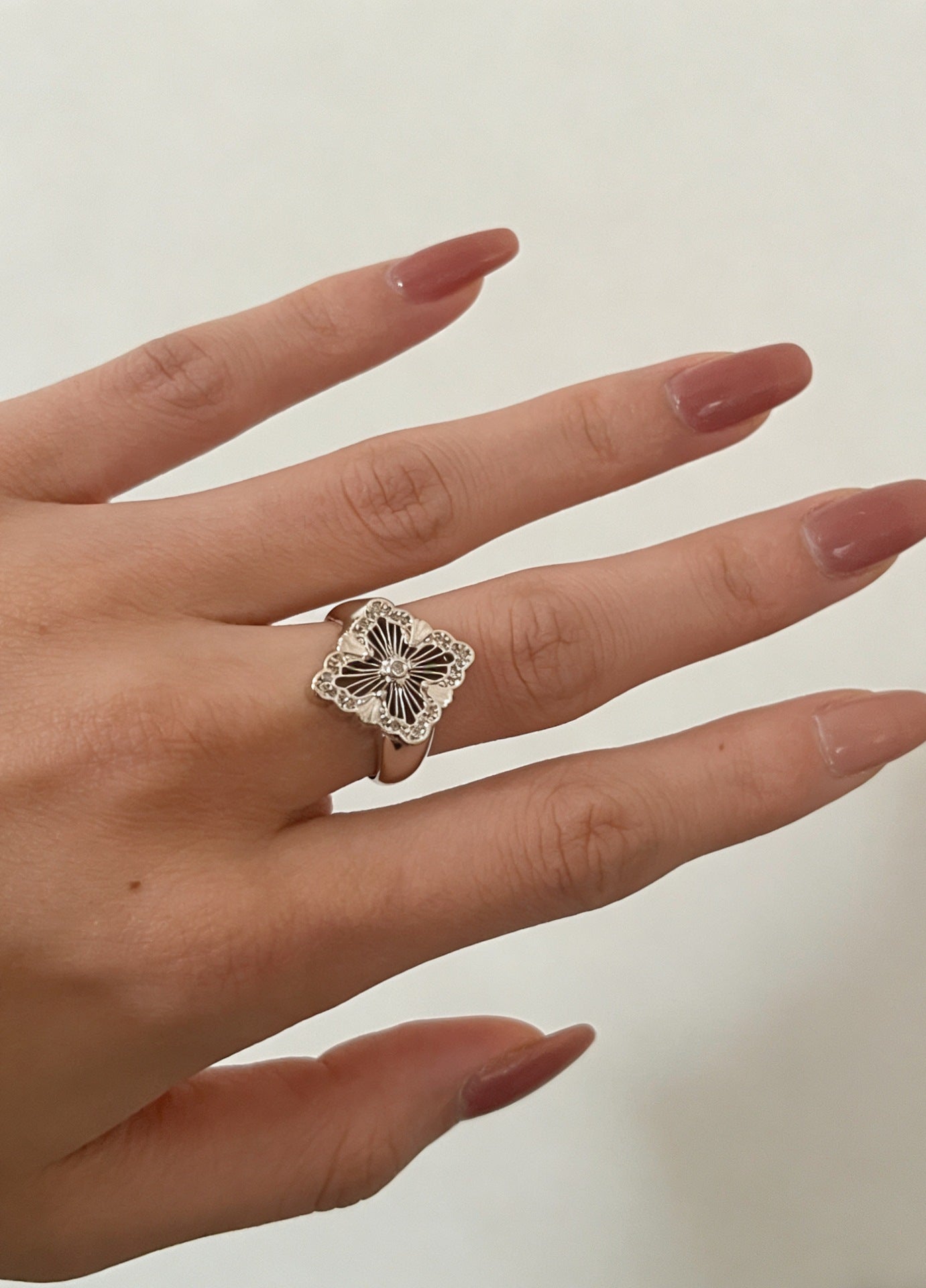 Classic Royal Style Adjustable Ring