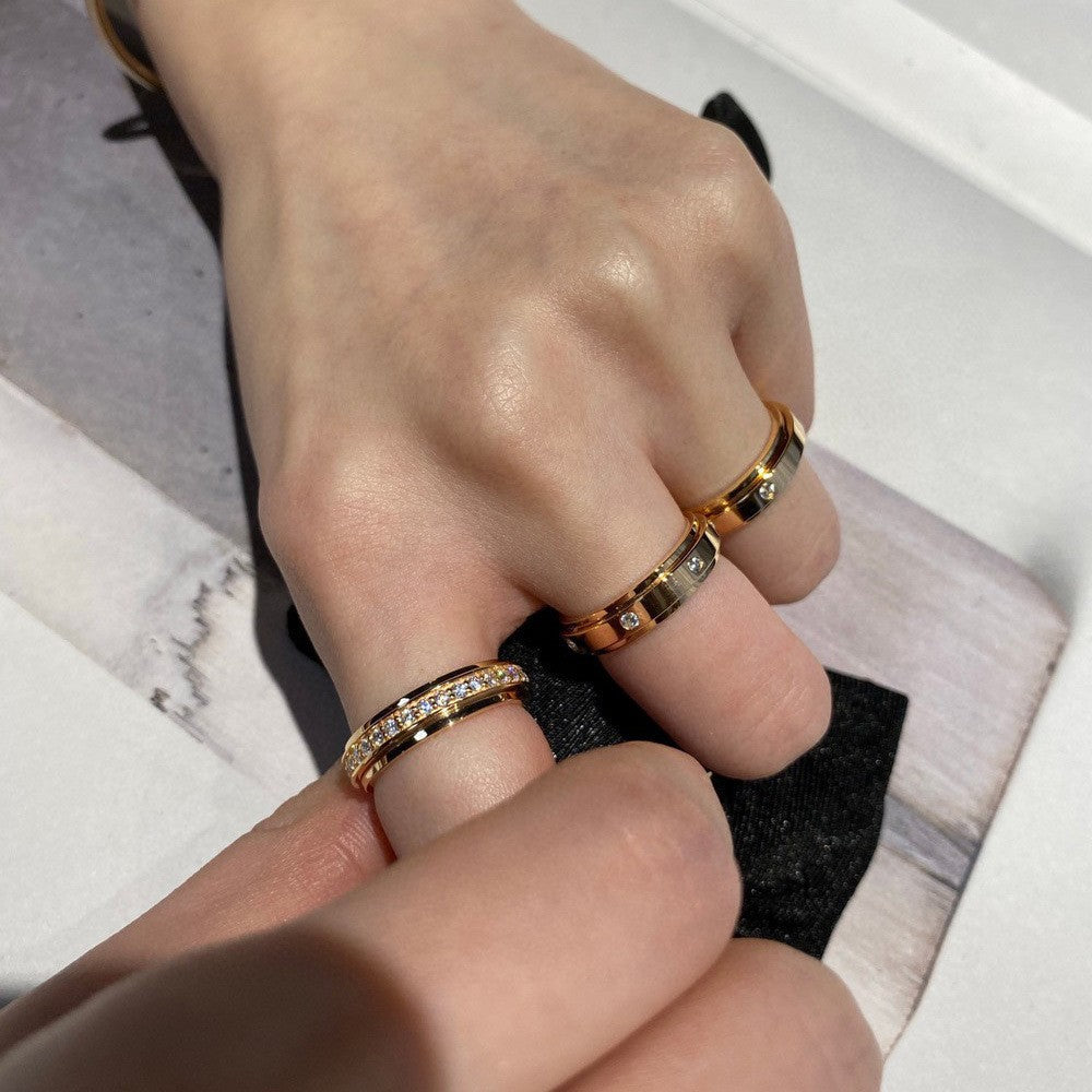 Cosmic Axis Ring