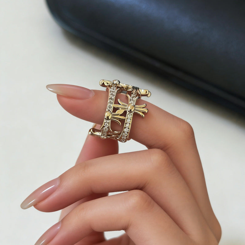 Classic Royal Style Adjustable Ring