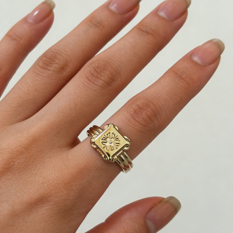 Classic Royal Style Adjustable Ring