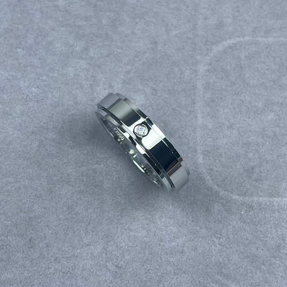 Cosmic Axis Ring